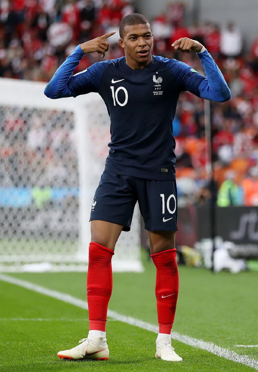 意甲-霍伊伦双响伊尔迪兹破门 那不勒斯2-1尤文图斯