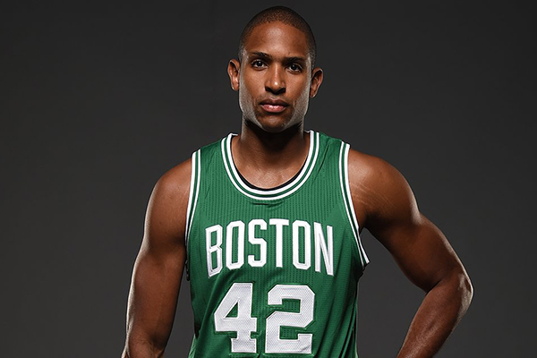 篮球——NBA常规赛：湖人胜掘金