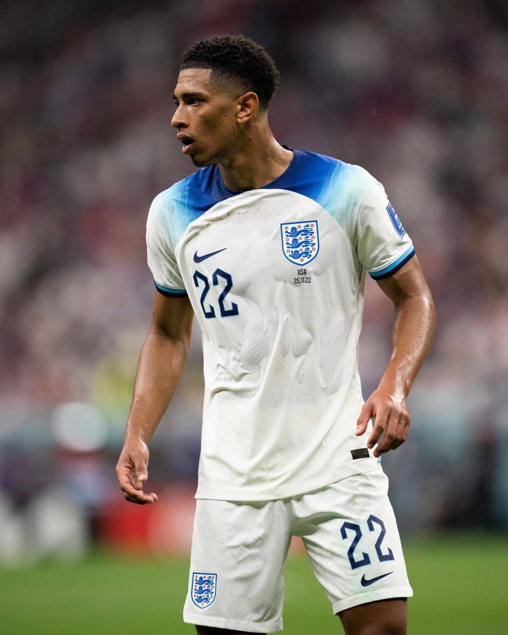 赵睿助攻 周琦跟进上篮打成2+1