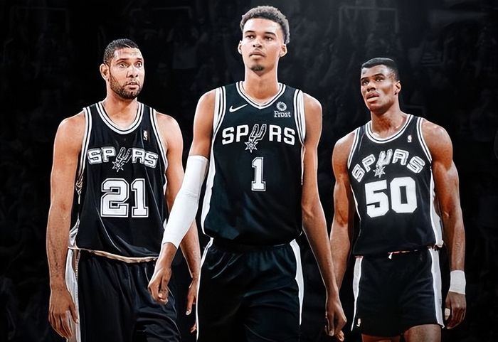 2026年世界杯抽签出炉：姆巴佩小组赛遇哈兰德，梅西与C罗或对决八强赛