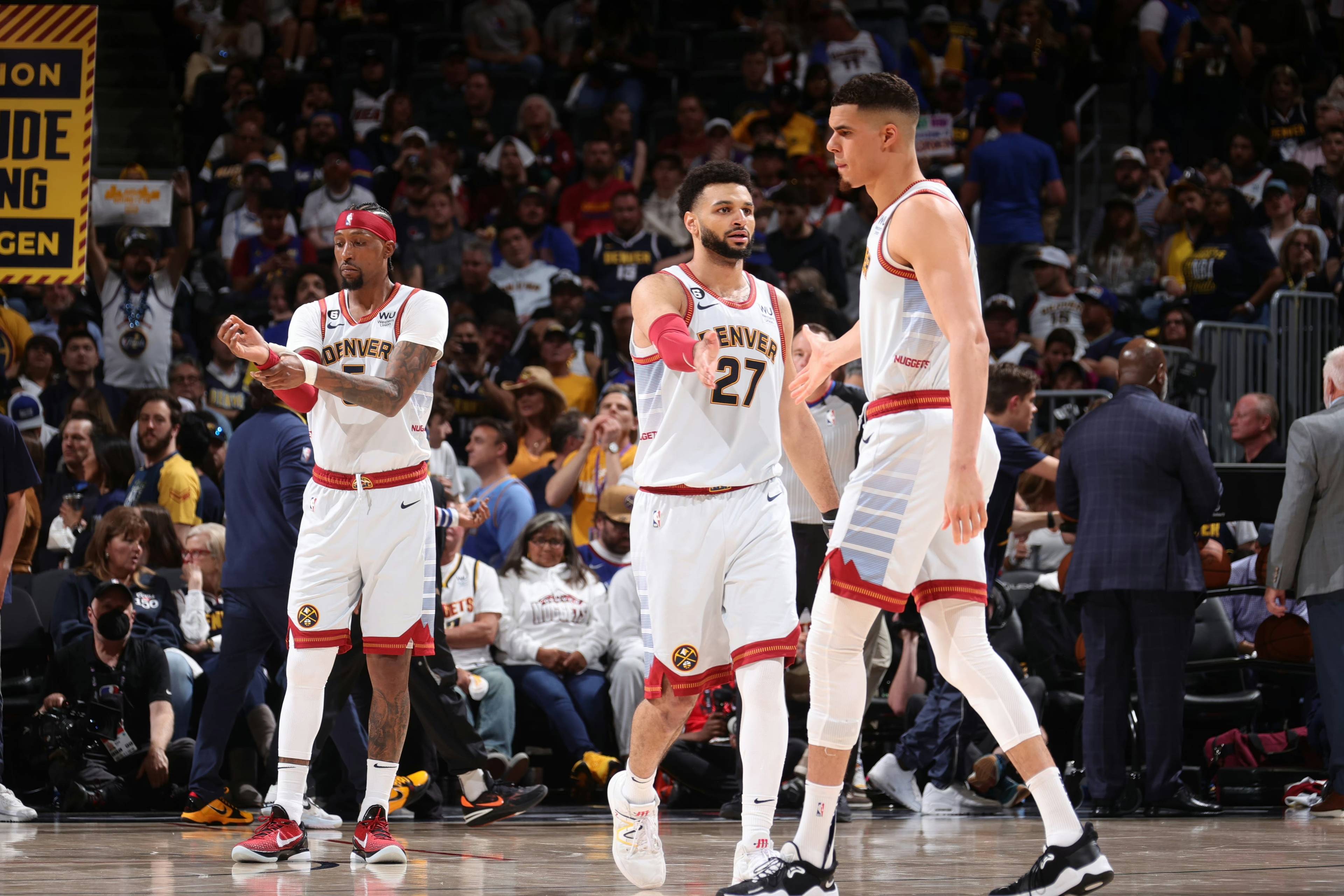 休斯顿太空人击败洛杉矶道奇夺得 2017 年世界大赛冠军，这是其建队 55 年来的首冠