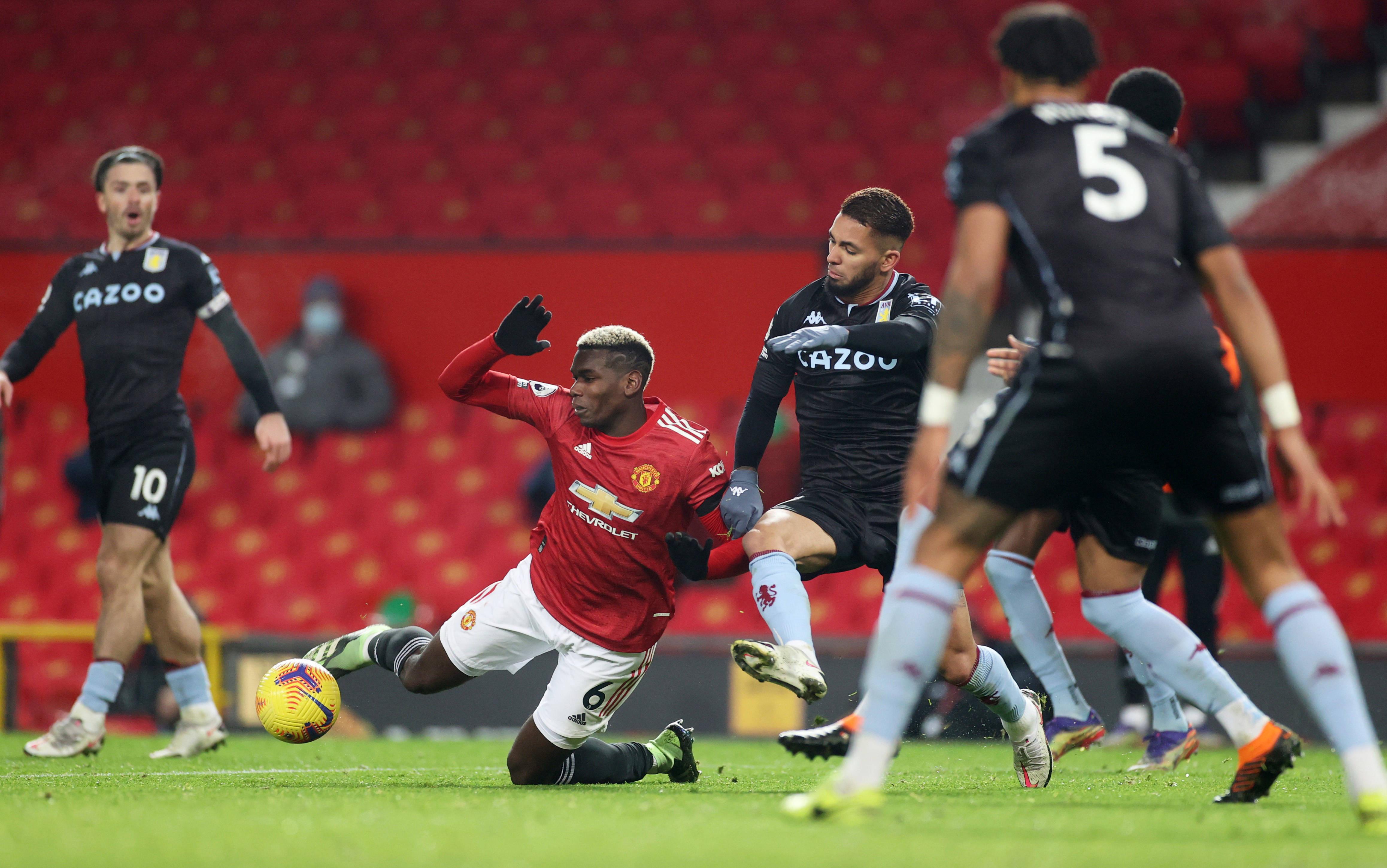 记者：莱斯特城、伊镇、巴黎FC、汉堡有意曼城边卫卡博雷