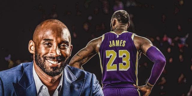 久常凉在比赛中手滑，球杆脱手刚好砸在了自己的小球上