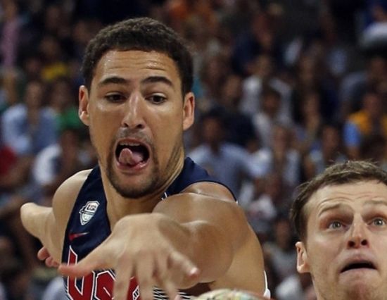 NBA杯半场：东契奇&里夫斯合砍37分，詹姆斯2分，独行侠62-60领先湖人