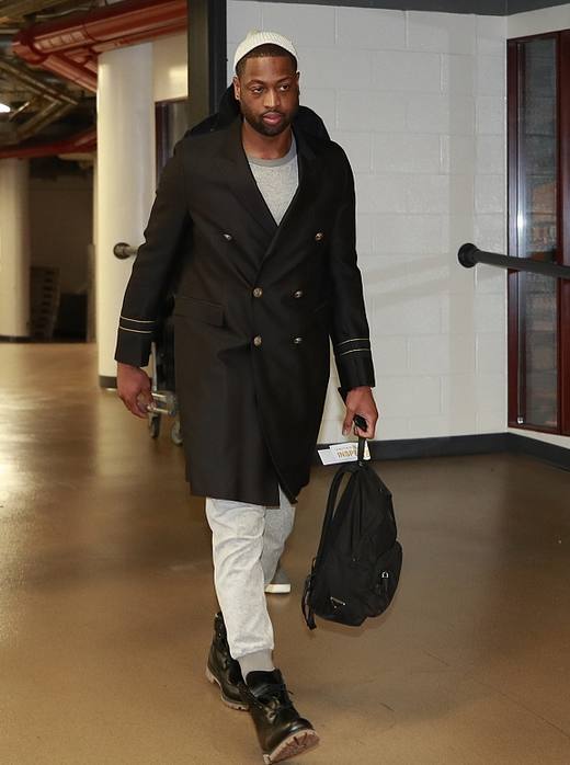 中超-路易斯中框卢卡斯失良机 申花0-0浙江3轮不胜