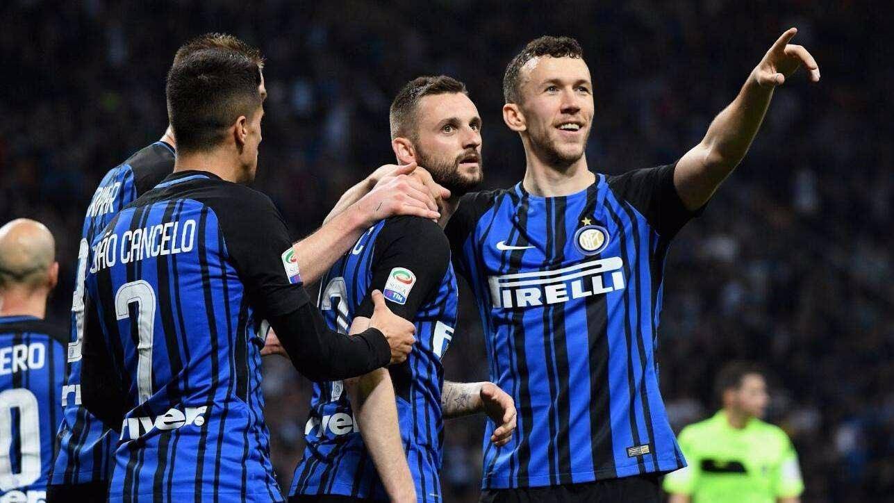 [图]WTT总决赛 王楚钦／孙颖莎3-0林诗栋／蒯曼获两连胜