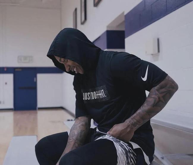 国王险胜公牛豪取7连胜 步行者终结骑士12连胜